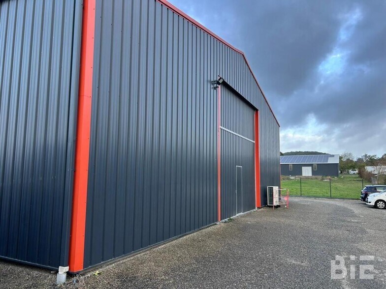Local d'activités dans Serignac à vendre - Photo de l’immeuble – Image 2 sur 6