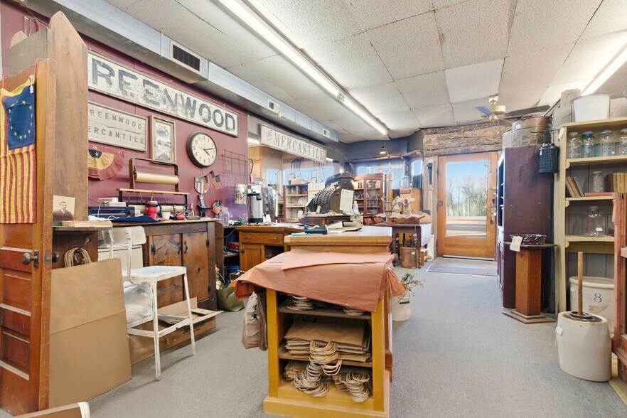 409 Main St, Greenwood, MO à vendre - Photo de l’immeuble – Image 3 sur 17