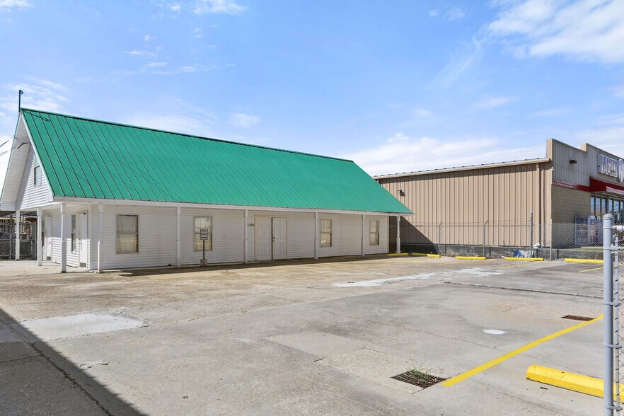 1420 Fourth St, Westwego, LA à louer - Photo de l’immeuble – Image 2 sur 5