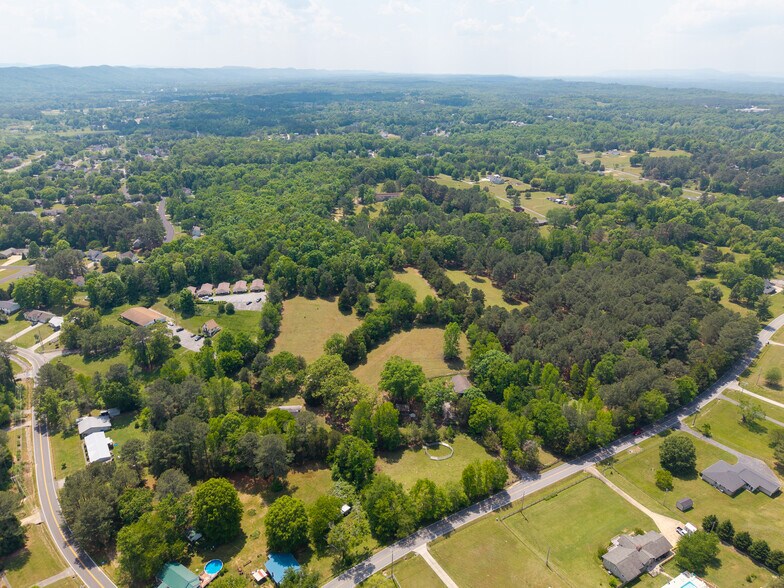 109 Harris Dr, Ringgold, GA à vendre - Photo de l’immeuble – Image 2 sur 18