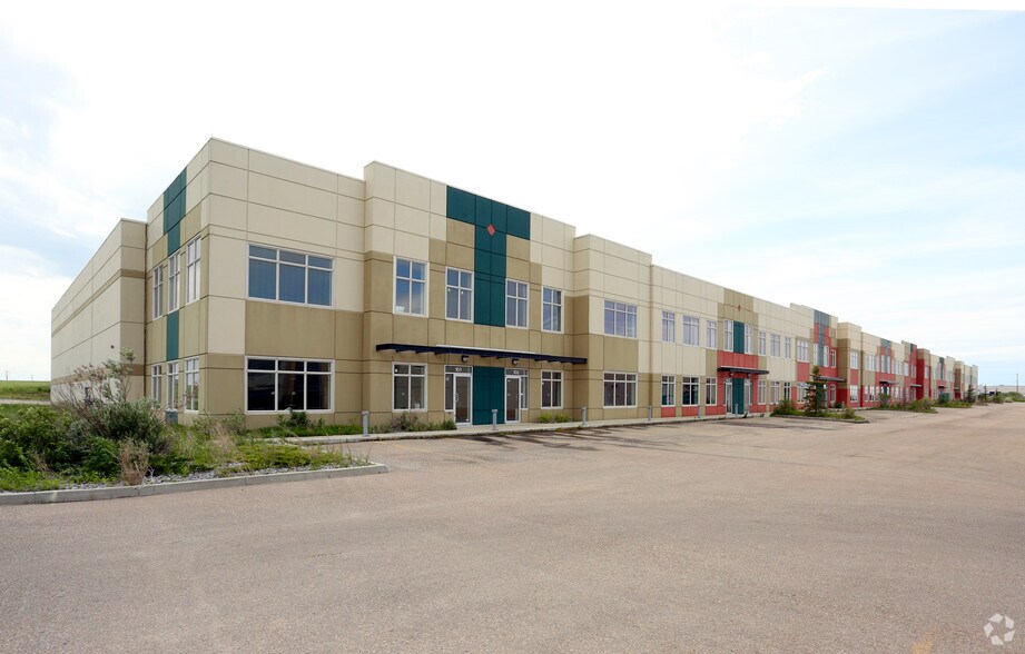 3601 82nd Ave, Leduc, AB à louer - Photo principale – Image 2 sur 4