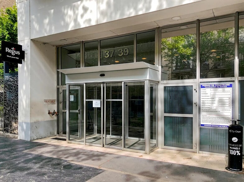 37 Avenue Ledru-Rollin, Paris à louer - Photo de l’immeuble – Image 3 sur 34