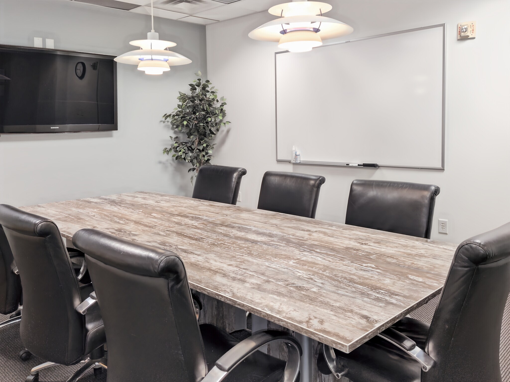 2150 S 1300 E, Salt Lake City, UT à louer Photo de l’immeuble– Image 1 sur 4