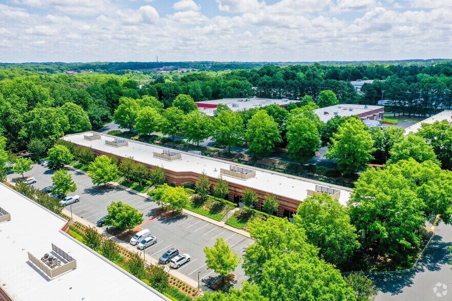 9129 MONROE Rd, Charlotte, NC à louer - Aérien – Image 3 sur 36