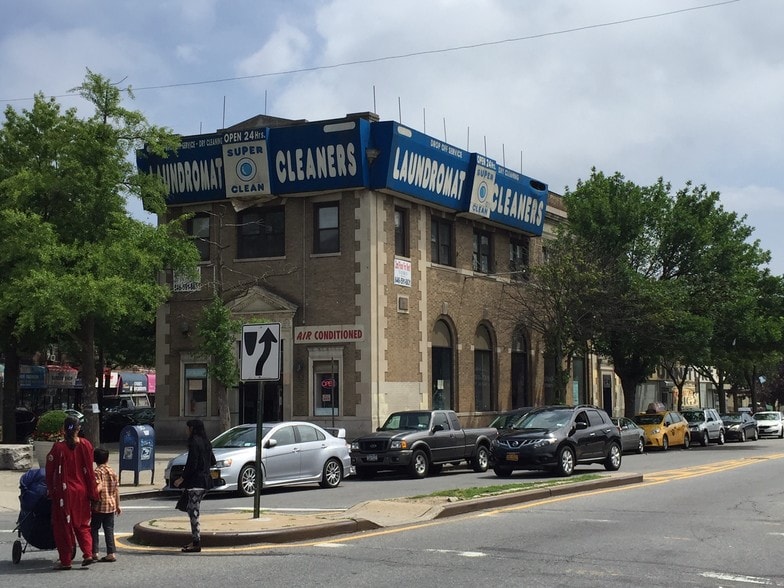 74-02-74-08 101st Ave, Ozone Park, NY à louer - Photo de l’immeuble – Image 2 sur 7