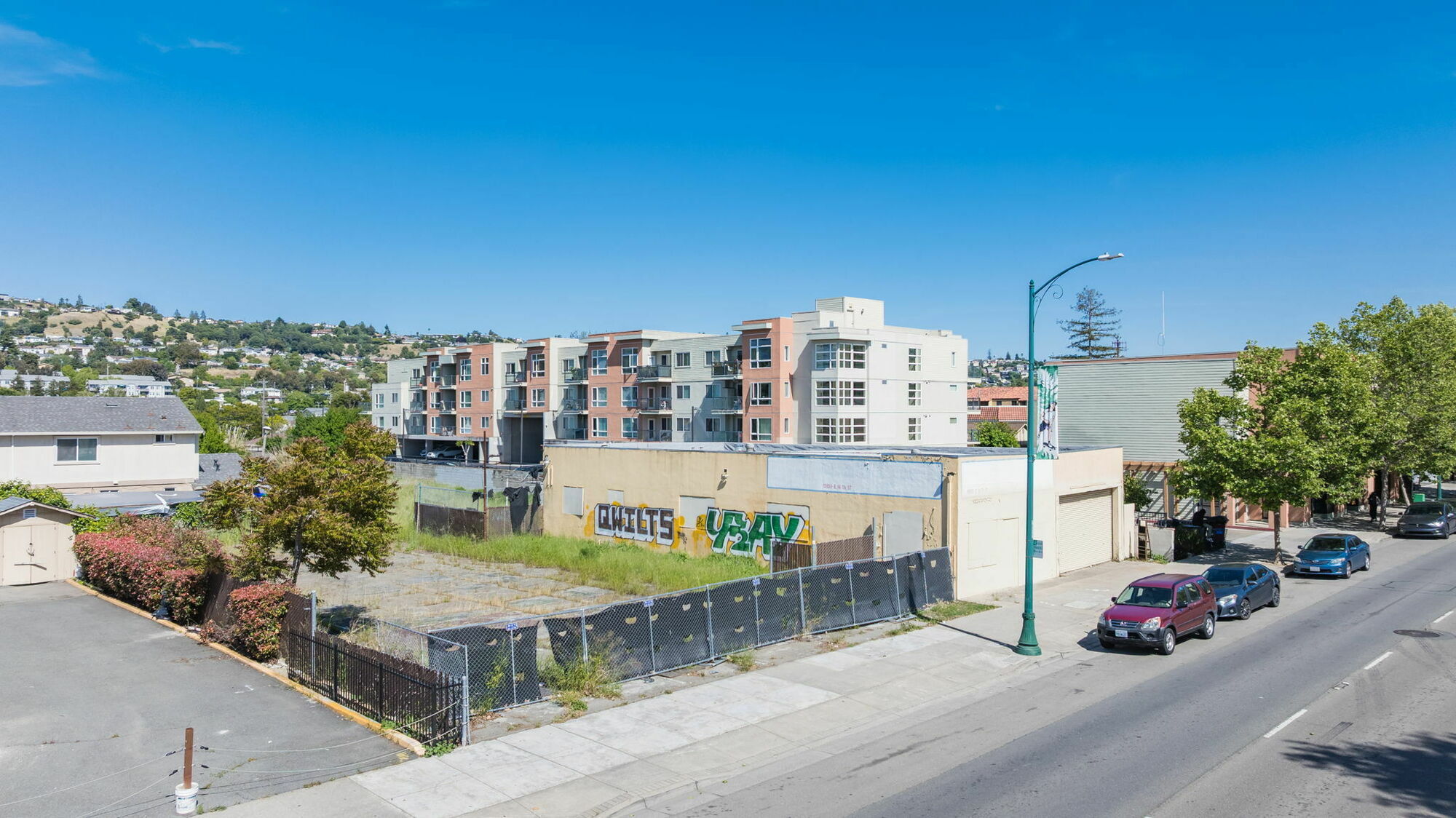 15910 - 15950 14th, San Leandro, CA à vendre Photo principale– Image 1 sur 23
