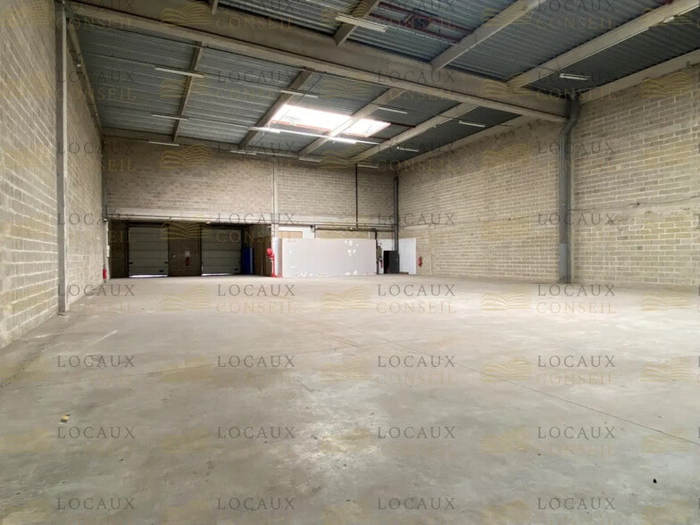 Bureau dans Herblay à louer - Photo principale – Image 1 sur 6