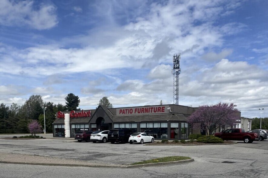227 Hwy 20, Pelham, ON à louer - Photo de l’immeuble – Image 1 sur 4