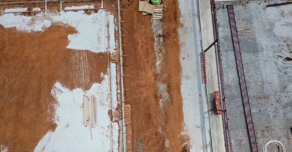 1010 Memorial Pky N, Huntsville, AL à louer - Vidéo sur l’annonce professionnelle – Image 2 sur 9