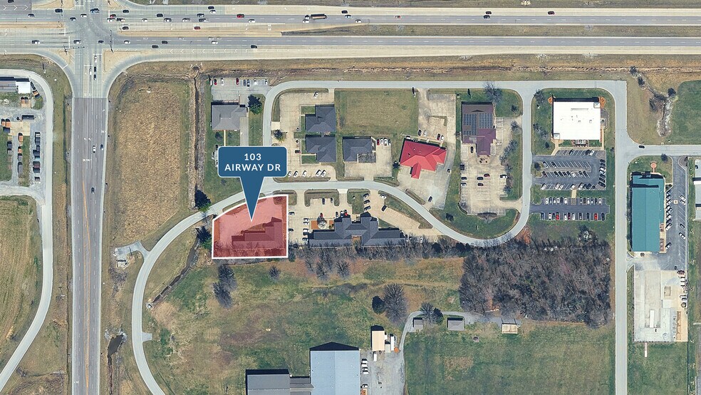 103 Airway Dr, Marion, IL à vendre - Photo de l’immeuble – Image 2 sur 3