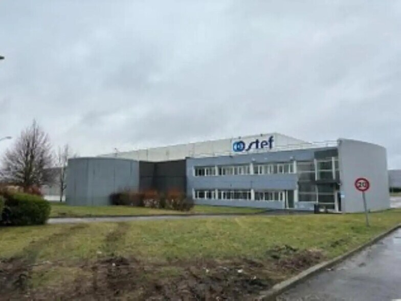 Industriel/Logistique dans SAINT-OUEN-L'AUMONE à louer - Photo de l’immeuble – Image 2 sur 11