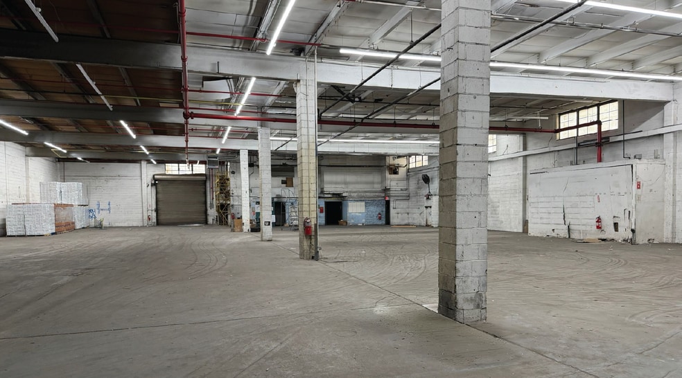 4302 Glenwood Rd, Brooklyn, NY à louer - Photo intérieure – Image 2 sur 5