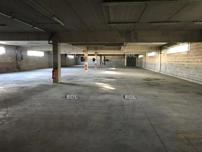 Plus de détails pour Différents types d’espaces à louer