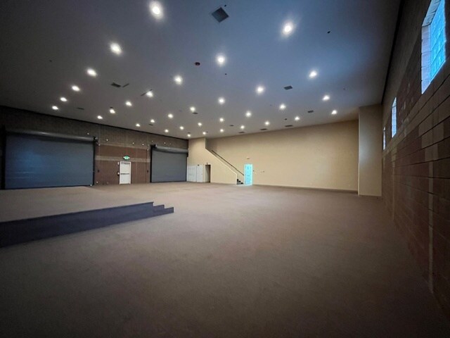 16490 Walnut St, Hesperia, CA à louer Photo intérieure– Image 1 sur 19