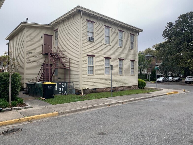 429 Tattnall St, Savannah, GA à vendre - Photo de l’immeuble – Image 3 sur 10