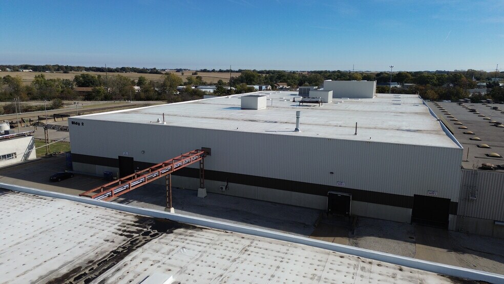 200 E 90th St, Davenport, IA à louer - Photo de l’immeuble – Image 3 sur 8