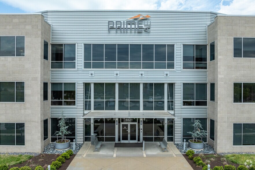 5521 Research Park Dr, Baltimore, MD à louer - Photo de l’immeuble – Image 3 sur 5