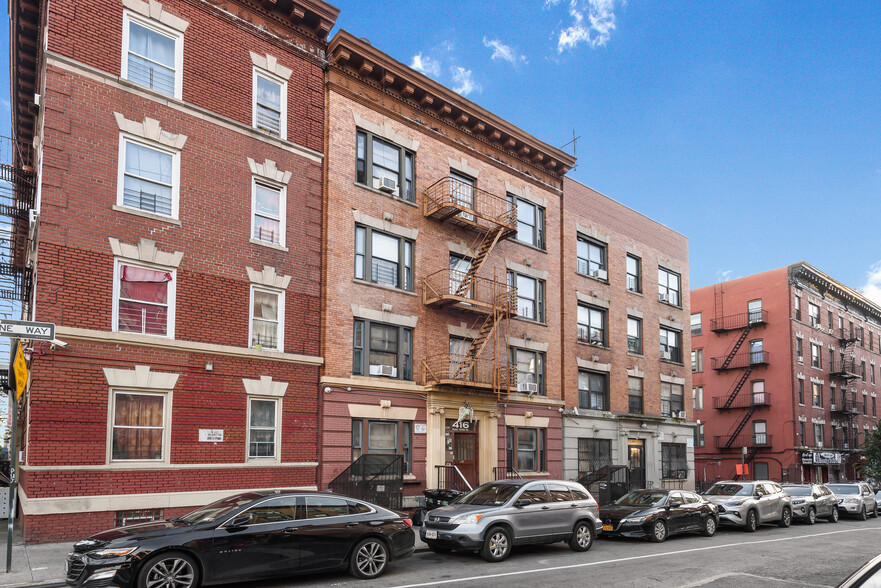 416 E 187th St, Bronx, NY à vendre - Photo de l’immeuble – Image 3 sur 4