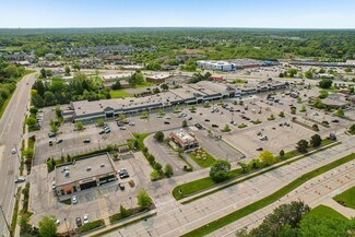 Plus de détails pour 3550-3636 S Moorland Rd, New Berlin, WI - Local commercial à louer