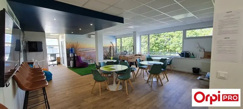 Bureau dans Saint-Brieuc à vendre Photo de l’immeuble– Image 1 sur 13
