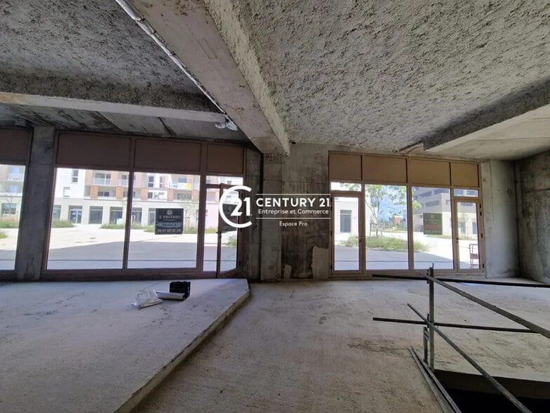 Local commercial dans Fleury-sur-Orne à vendre - Photo intérieure – Image 3 sur 9