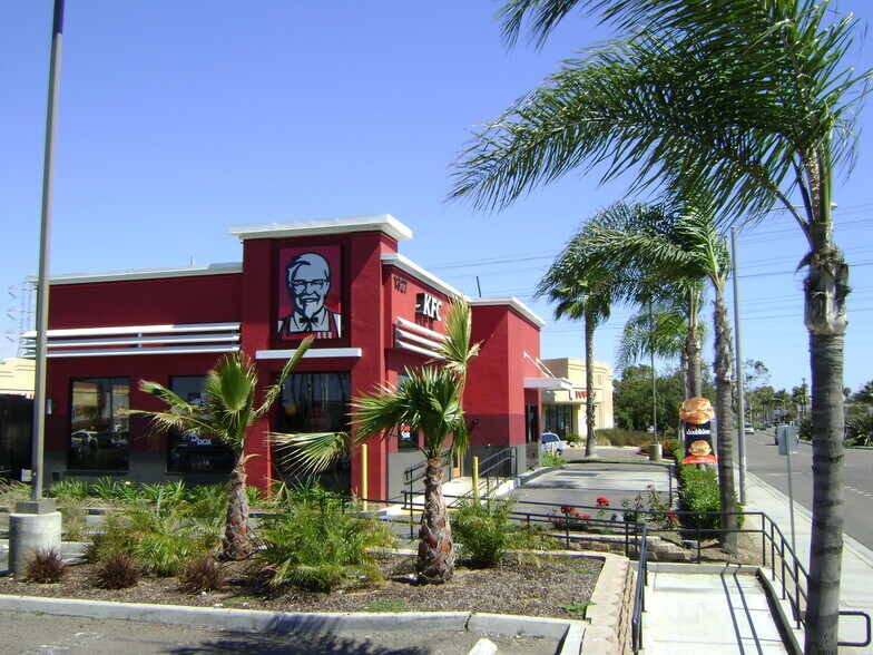 1355 SE Broadway Rd, Chula Vista, CA à louer - Photo de l’immeuble – Image 1 sur 11