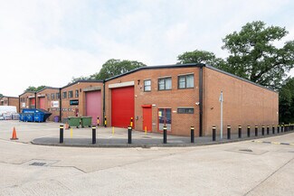 Plus de détails pour Gatwick Rd, Crawley - Industriel/Logistique à louer