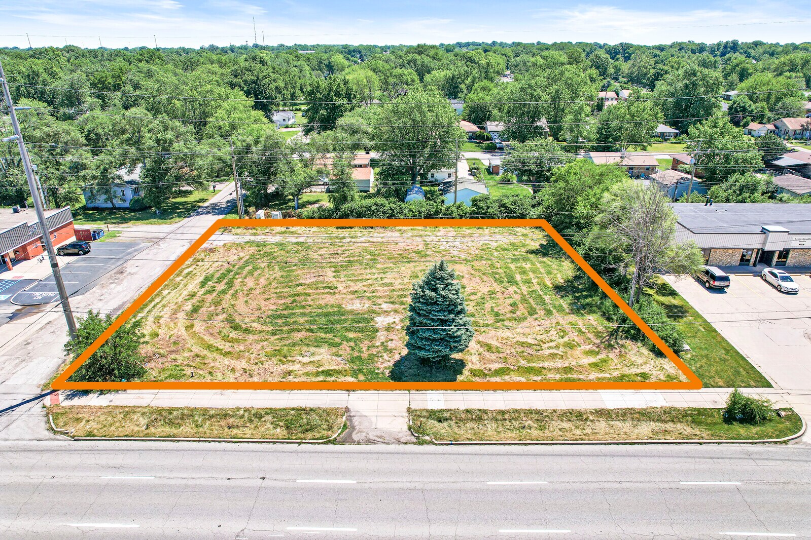 1739-1795 N Shadeland Ave, Indianapolis, IN à vendre Aérien– Image 1 sur 8