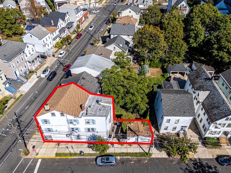 172 Hamilton St, New Brunswick, NJ à vendre - Photo de l’immeuble – Image 2 sur 50