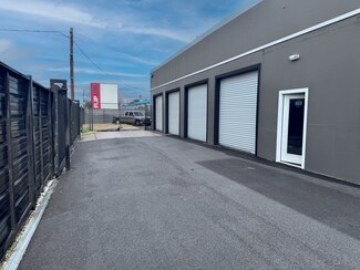 Plus de détails pour 3220 Bingle Rd, Houston, TX - Local d’activités à vendre