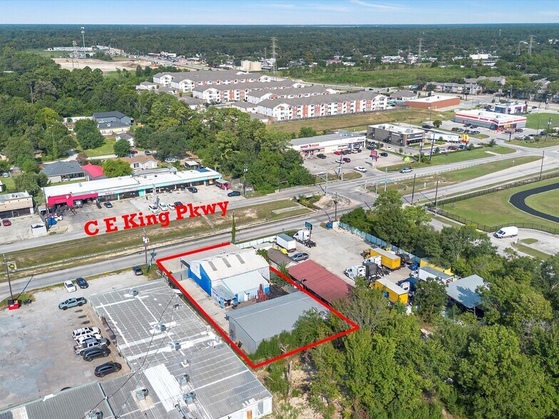 8518 C E King Pky, Houston, TX à vendre - Photo de l’immeuble – Image 3 sur 9