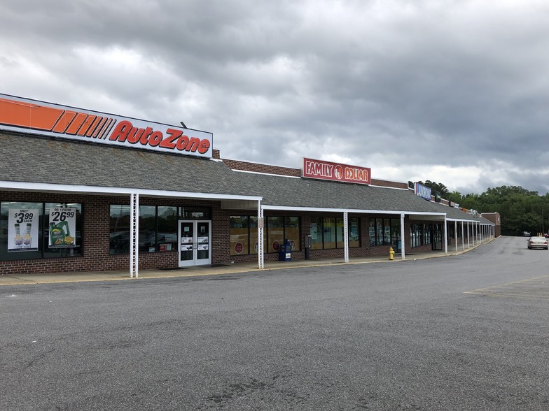 100 Drury Dr, La Plata, MD à louer - Photo de l’immeuble – Image 2 sur 7