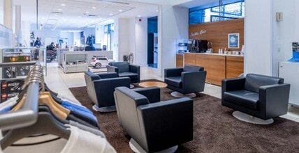 102-104 Stewarts Rd, Londres à louer Photo intérieure– Image 2 sur 5