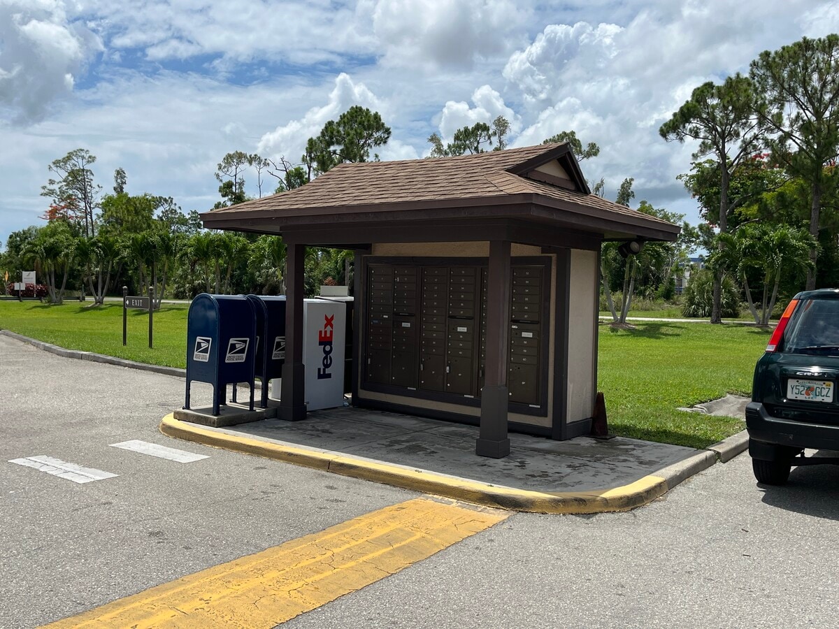 12734 Kenwood Ln, Fort Myers, FL 33907 - Lot 17 -  - Autre - Image 1 of 5