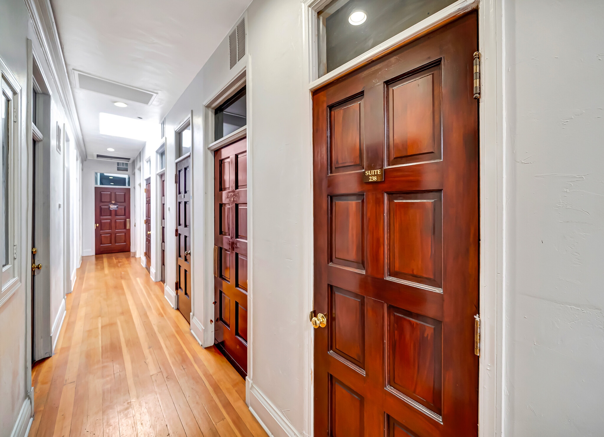 6350-6356 Van Nuys Blvd, Van Nuys, CA à louer Photo intérieure– Image 1 sur 3