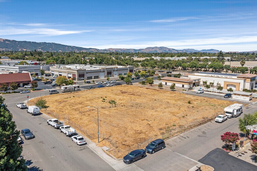 3595 Utah St, Pleasanton, CA à vendre - Photo de l’immeuble – Image 3 sur 8