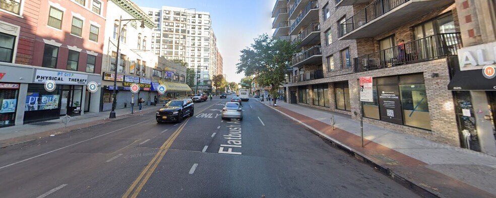825-829 Flatbush Ave, Brooklyn, NY à louer - Photo de l’immeuble – Image 2 sur 4