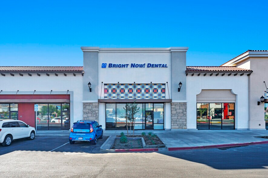 1541-1545 E 2nd St, Beaumont, CA à louer - Photo de l’immeuble – Image 2 sur 4