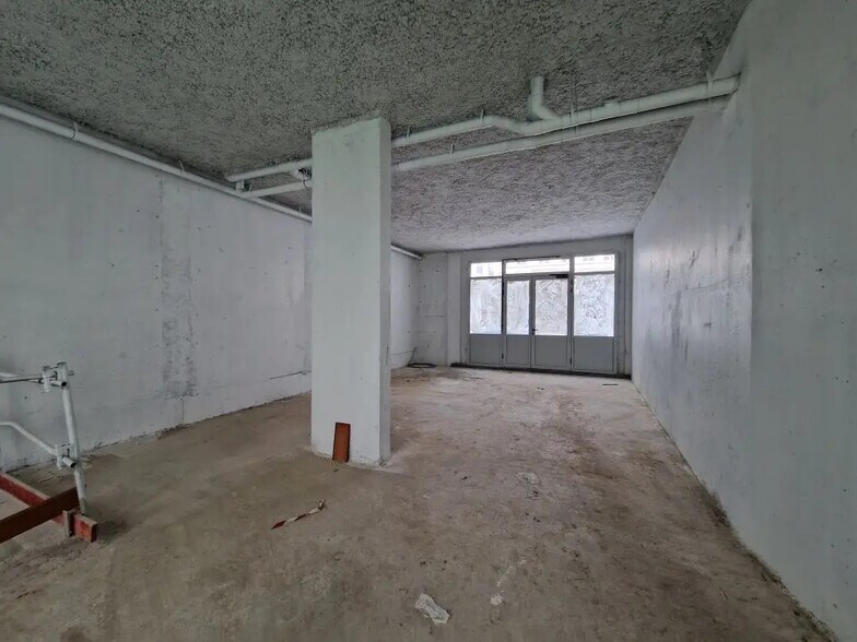 Local commercial dans Paris à vendre - Photo de l’immeuble – Image 3 sur 8
