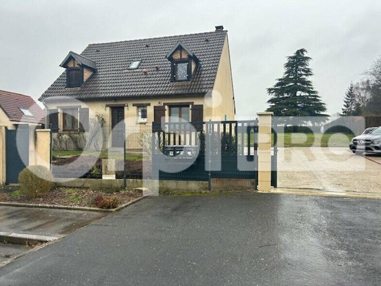 Bureau dans Auneuil à louer - Photo de l’immeuble – Image 1 sur 5