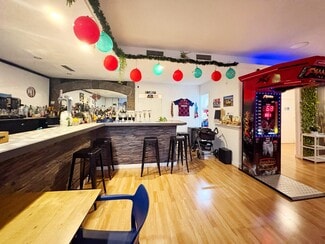 Plus de détails pour Carrer del Monestir de Poblet, 2, Cambrils - Local commercial à louer