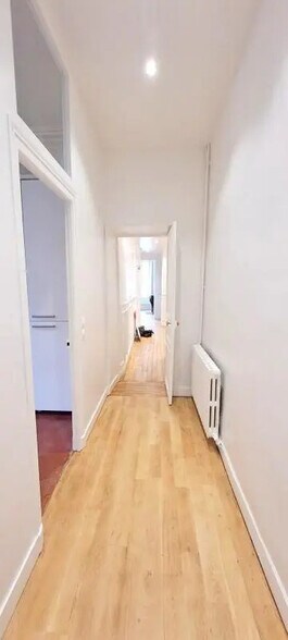 Bureau dans Versailles à louer - Photo intérieure – Image 3 sur 7