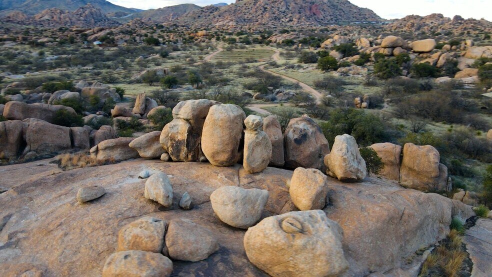 4190 Dragoon Rd, Dragoon, AZ à vendre - Photo de l’immeuble – Image 2 sur 57