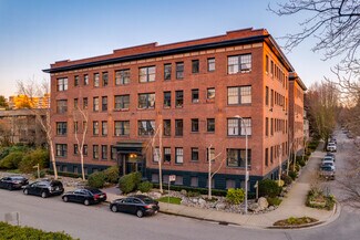 Plus de détails pour 1298 W 10th Ave, Vancouver, BC - Logement à vendre