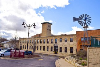 Plus de détails pour Flinn St, Batavia, IL - Différents types d’espaces à louer