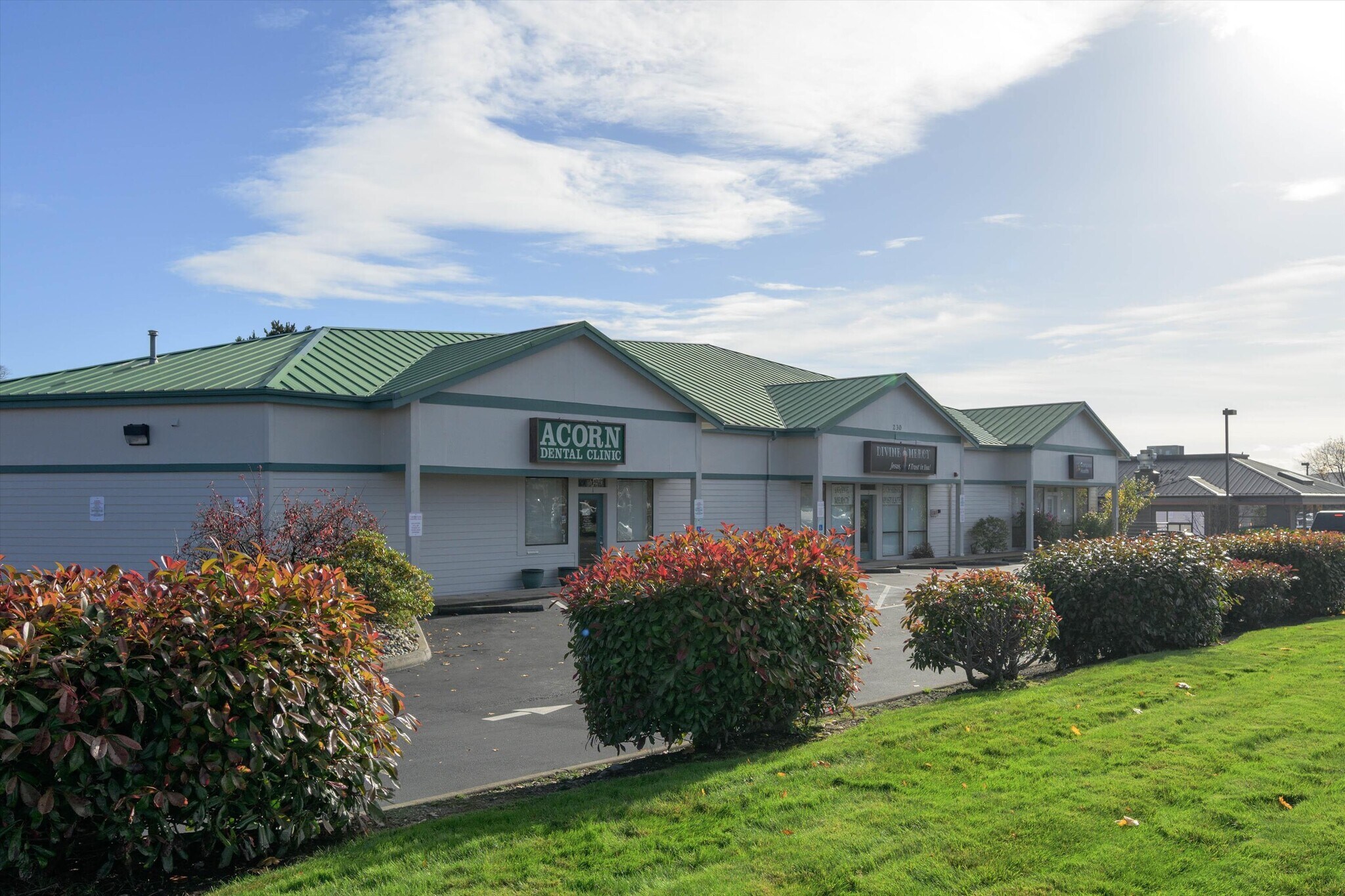230 Cabot Dr, Oak Harbor, WA à louer Photo intérieure– Image 1 sur 7
