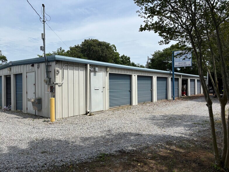 1304 N T St, Pensacola, FL à vendre - Photo de l’immeuble – Image 3 sur 9