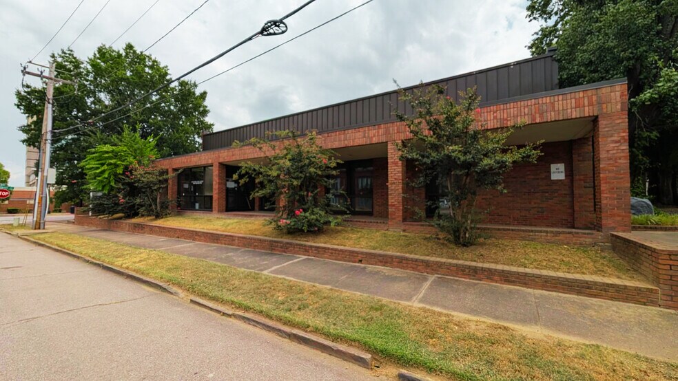 501 Sherman St, Little Rock, AR à vendre - Photo de l’immeuble – Image 2 sur 9