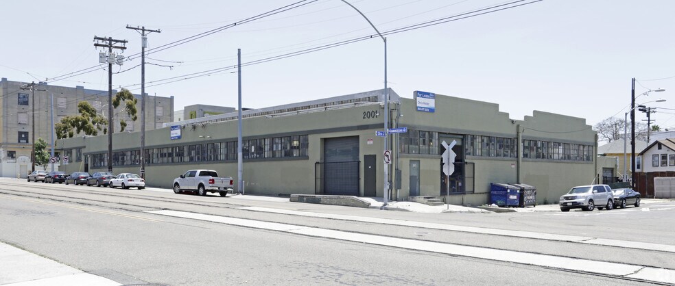 2001-2031 Commercial St, San Diego, CA à louer - Photo principale – Image 1 sur 9