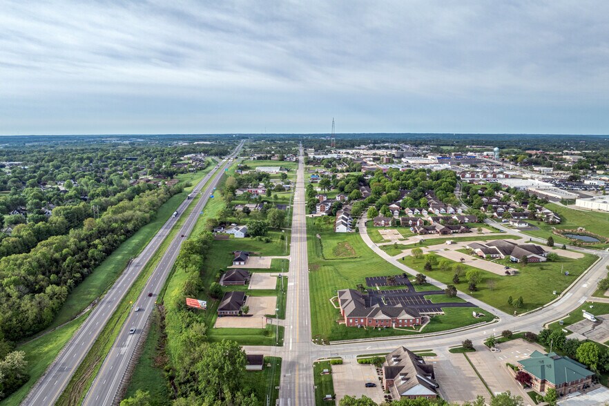 3904 Beck Rd, Saint Joseph, MO à louer - Photo de l’immeuble – Image 2 sur 69